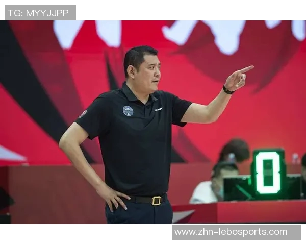 巩晓彬深度分析中国男篮五大短板批评两名国手并赞扬一位表现出色球员